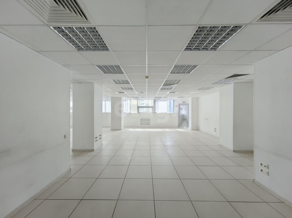 
  Сдается офис 378.3 м². Фото 21.