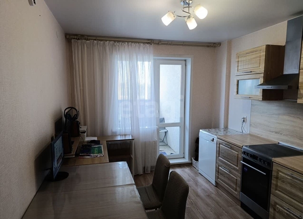 
  Продается 2-комн. квартира 54.9 м², в ЖК Лето, дом 2. Фото 5.