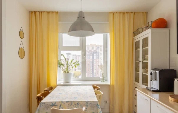 
  Сдается 3-комн. квартира 101 м². Фото 9.