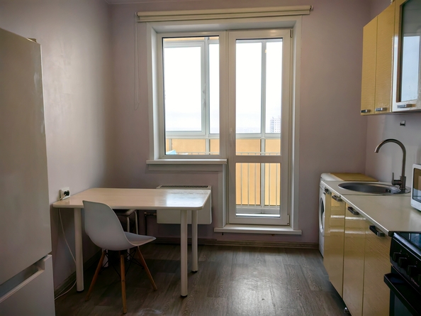 
  Сдам 1-комн. квартиру 38 м². Фото 4.