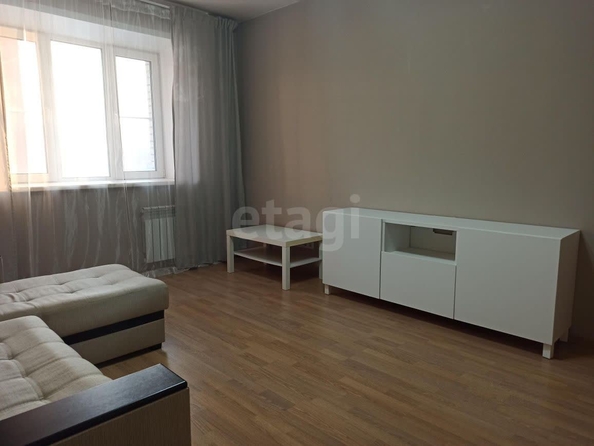 
  Сдается 1-комн. квартира 42 м². Фото 3.