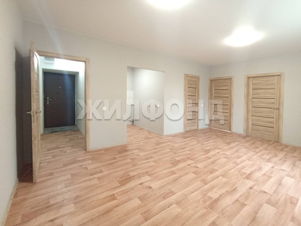 
  Продается 3-комн. квартира 56.9 м². Фото 2.