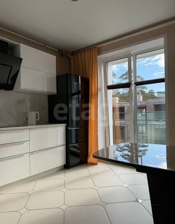 
  Продается 2-комн. квартира 73 м². Фото 1.