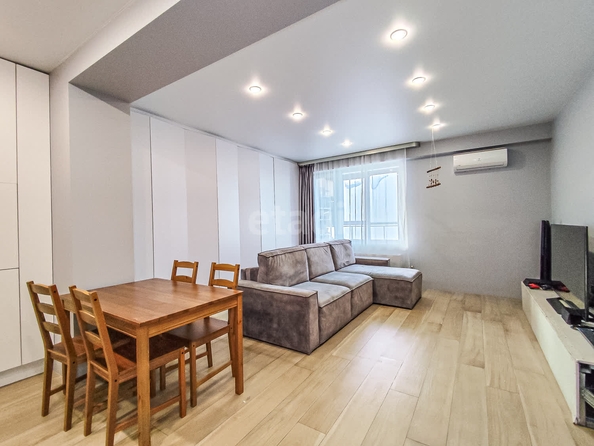 
  Продается 2-комн. квартира 68.5 м², в ЖК Фианит. Фото 2.