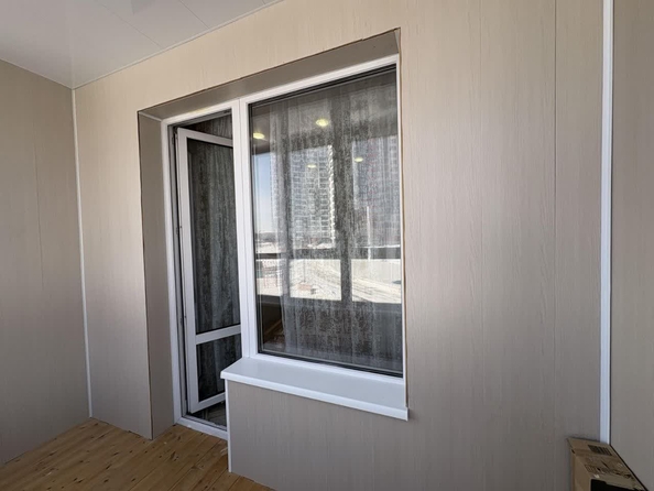 
  Продается 2-комн. квартира 37 м², в ЖК Азимут, дом 2. Фото 13.