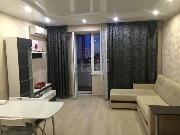 
  Продается 2-комн. квартира 59.7 м², в ЖК Родонит, дом 1. Фото 2.