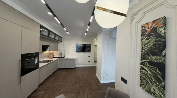 
  Продается 2-комн. квартира 57.5 м², в ЖК Тайгинский парк, дом 2. Фото 6.