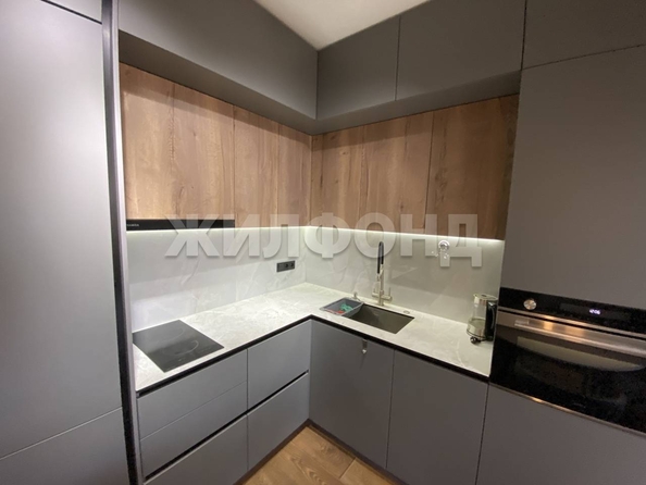 
  Продается 2-комн. квартира 45 м², в ЖК Classic House (Классик Хаус). Фото 3.
