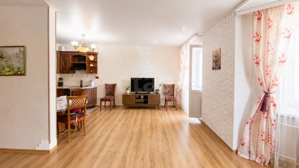 
  Продается 2-комн. квартира 78 м². Фото 1.
