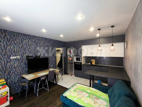 
  Продается 3-комн. квартира 60 м², в ЖК Малахит, дом 5. Фото 3.