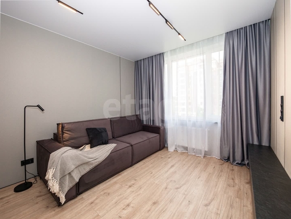 
  Продается 3-комн. квартира 63.6 м², в ЖК Новый Кедровый, дом 1. Фото 1.