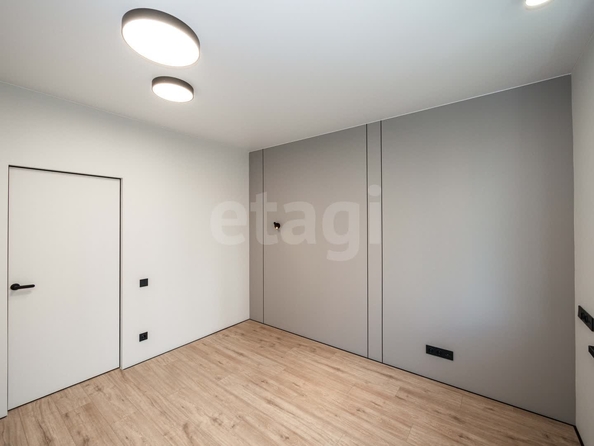 
  Продается 3-комн. квартира 63.6 м², в ЖК Новый Кедровый, дом 1. Фото 9.
