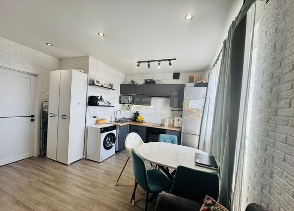 
  Продается 1-комн. квартира 41.8 м². Фото 1.