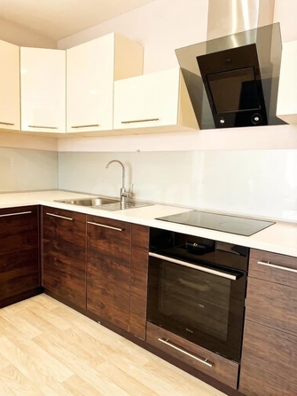 
  Продается 2-комн. квартира 75.7 м². Фото 2.