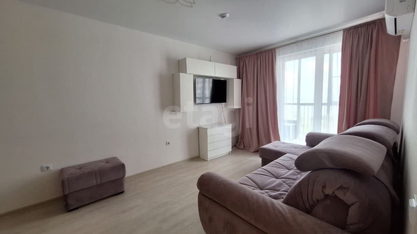 
  Продается 1-комн. квартира 38 м², в ЖК Vesna (Весна), дом 30 сек 2. Фото 6.