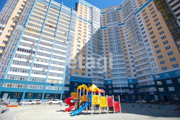 
  Продается 1-комн. квартира 57.3 м². Фото 1.
