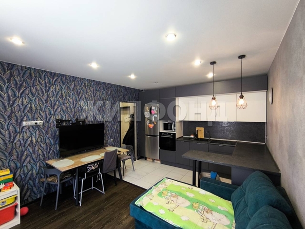 
  Продается 2-комн. квартира 57 м², в ЖК Малахит, дом 5. Фото 3.