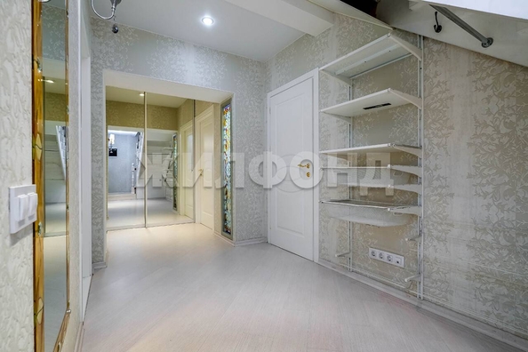 
  Продается 4-комн. квартира 179.8 м². Фото 27.