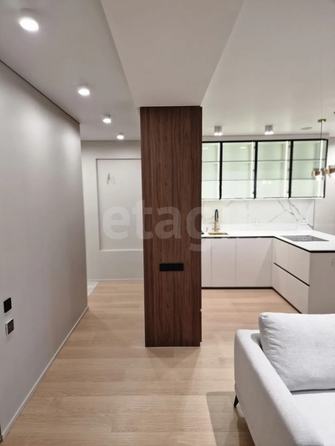 
  Продается 3-комн. квартира 79.6 м². Фото 1.