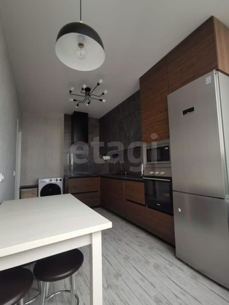 
  Продается 2-комн. квартира 46.4 м², в ЖК Весенний, Заречная дом 5/5. Фото 2.
