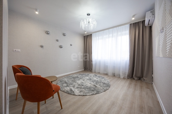 
  Продается 2-комн. квартира 56 м², в ЖК Журавлева, дом 2. Фото 11.