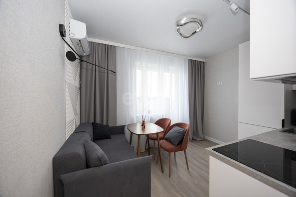 
  Продается 2-комн. квартира 56 м², в ЖК Журавлева, дом 2. Фото 16.