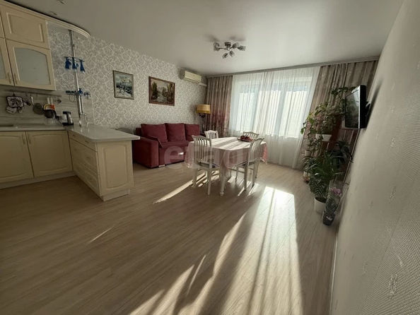 
  Продается 2-комн. квартира 56.8 м². Фото 1.