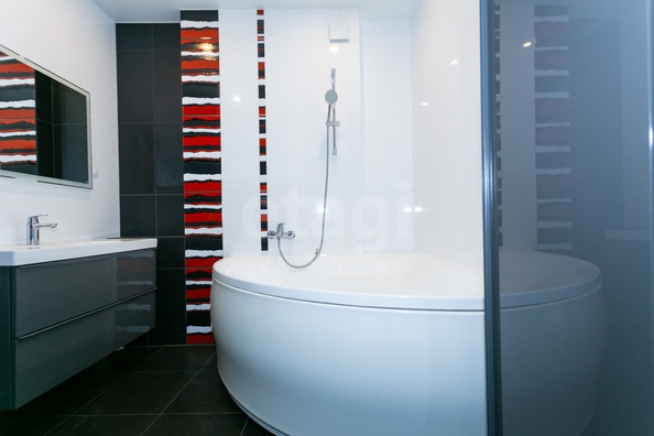 
  Продается 4-комн. квартира 112.2 м². Фото 25.