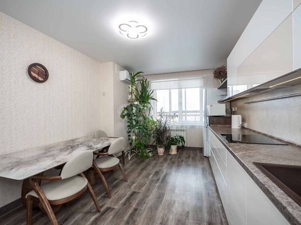 
  Продается 2-комн. квартира 95 м². Фото 1.