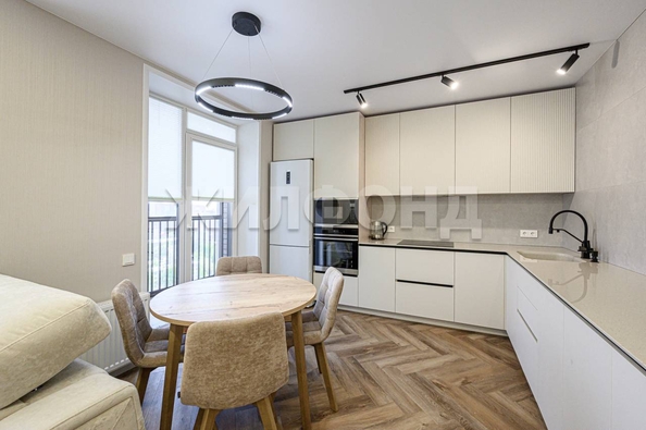 
  Продается 2-комн. квартира 52.8 м², в ЖК Расцветай на Красном, дом 1. Фото 1.