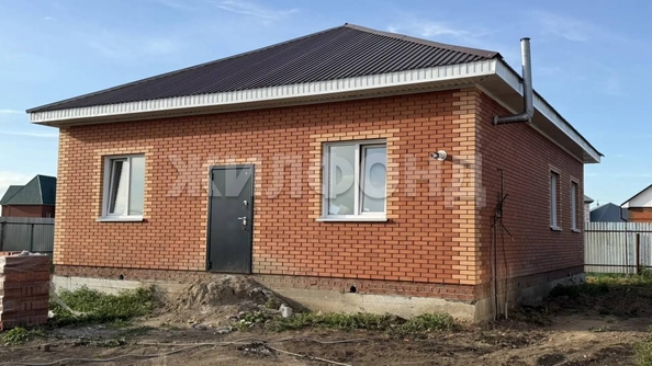 
  Продается дом 105 м². Фото 1.