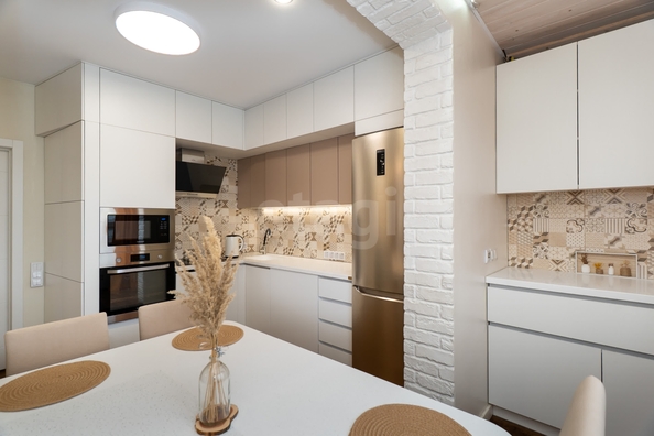 
  Продается 3-комн. квартира 87.1 м², в ЖК Немировича-Данченко, дом 1. Фото 1.