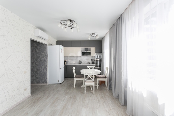 
  Продается 2-комн. квартира 61.5 м², в ЖК Панорама, дом 8. Фото 13.