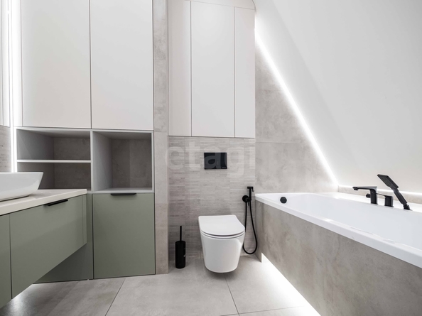 
  Продается 3-комн. квартира 90 м², в ЖК Онега, дом 13. Фото 2.
