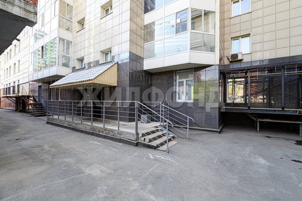 
  Продается 3-комн. квартира 108 м². Фото 45.