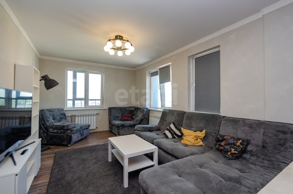 
  Продается 2-комн. квартира 69.8 м². Фото 1.
