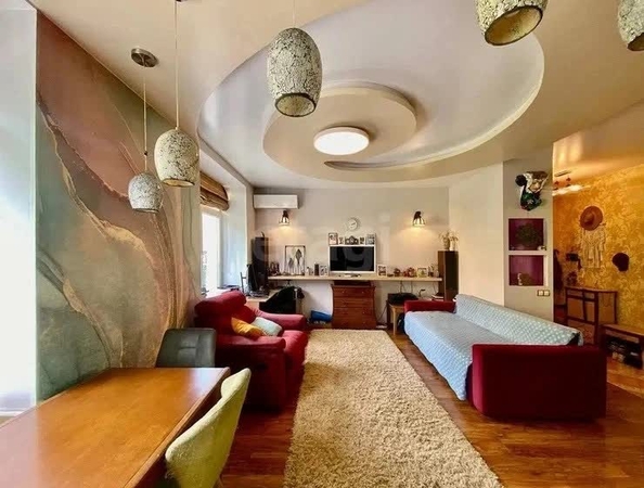 
  Продается 2-комн. квартира 57 м². Фото 1.