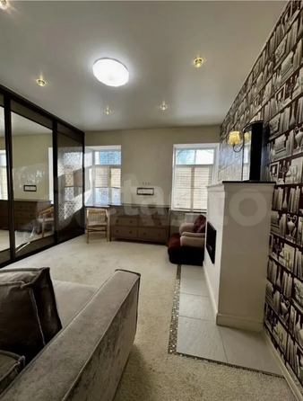 
  Продается 4-комн. квартира 72 м². Фото 1.