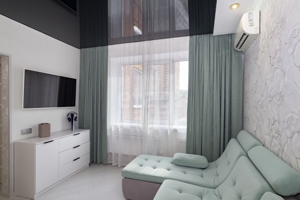 
  Продается 1-комн. квартира 43.8 м², в ЖК Радужный каскад, б/с 19. Фото 7.
