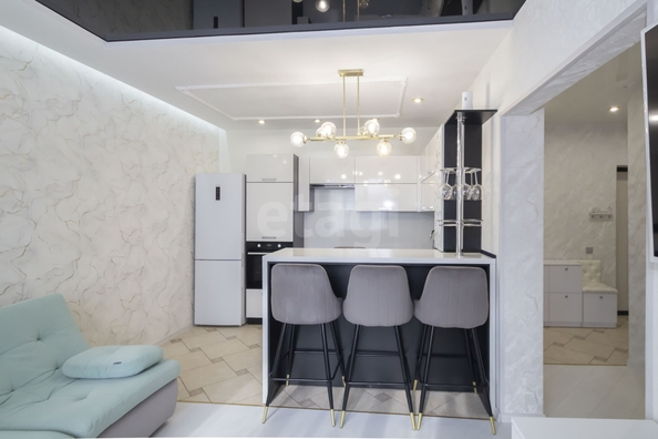 
  Продается 1-комн. квартира 43.8 м², в ЖК Радужный каскад, б/с 19. Фото 9.