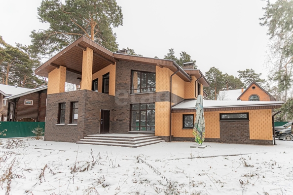 
  Продается дом 350 м². Фото 1.