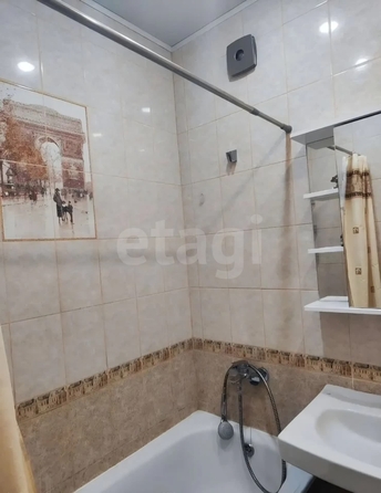 
  Продается 1-комн. квартира 37 м², в МКР Олимпийской славы, дом 2. Фото 12.
