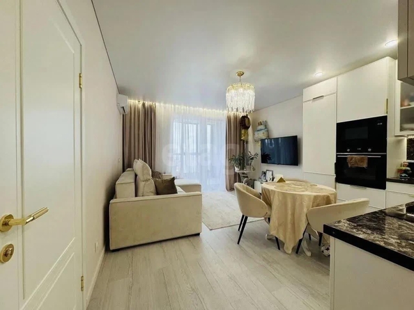 
  Продается 2-комн. квартира 53 м², в ЖК Classic House (Классик Хаус). Фото 3.
