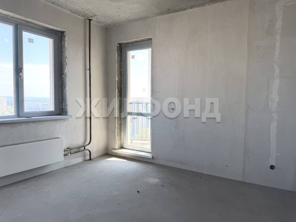 
  Продается 3-комн. квартира 70.1 м², в ЖК На Петухова, дом 2. Фото 5.