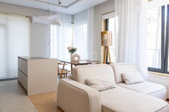
  Продается 1-комн. квартира 58 м². Фото 1.