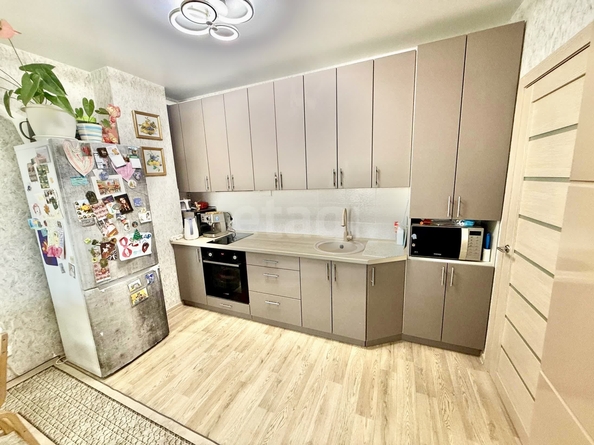 
  Продается 3-комн. квартира 55.2 м², в МКР Чистая Слобода, дом 39. Фото 4.