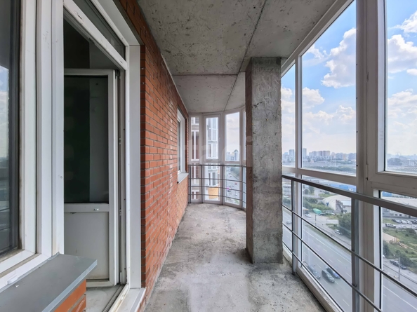 
  Продается 2-комн. квартира 59 м², в ЖК Ельцовский, 1-2 б/с. Фото 3.