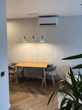 
  Продается 2-комн. квартира 42.4 м², в ЖК Новый Кедровый, дом 1. Фото 14.