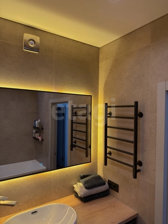 
  Продается 2-комн. квартира 42.4 м², в ЖК Новый Кедровый, дом 1. Фото 15.