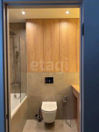 
  Продается 2-комн. квартира 42.4 м², в ЖК Новый Кедровый, дом 1. Фото 16.